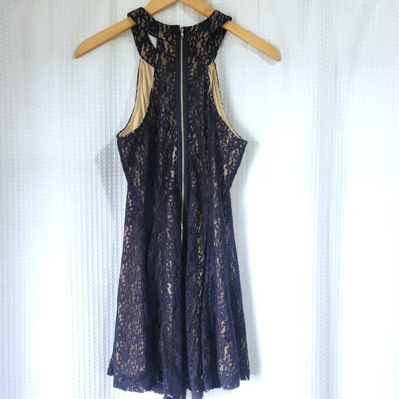 Bleuh ciel Dress Womens Size Medium Navy Lace Overlay Beige Shell VG Condition - Picture 2 of 8
